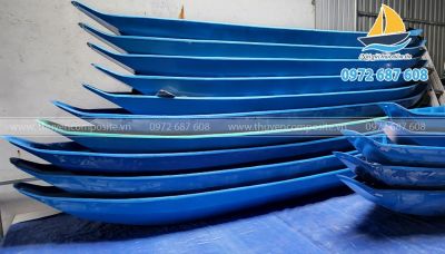 Xuồng ba lá composite